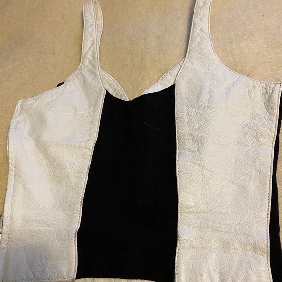 LADIES  leather - Picture 1 of 3